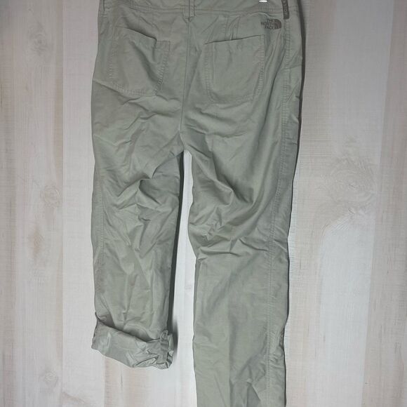 The North Face khaki short court pants capris, size 2 - Picture 10 of 12